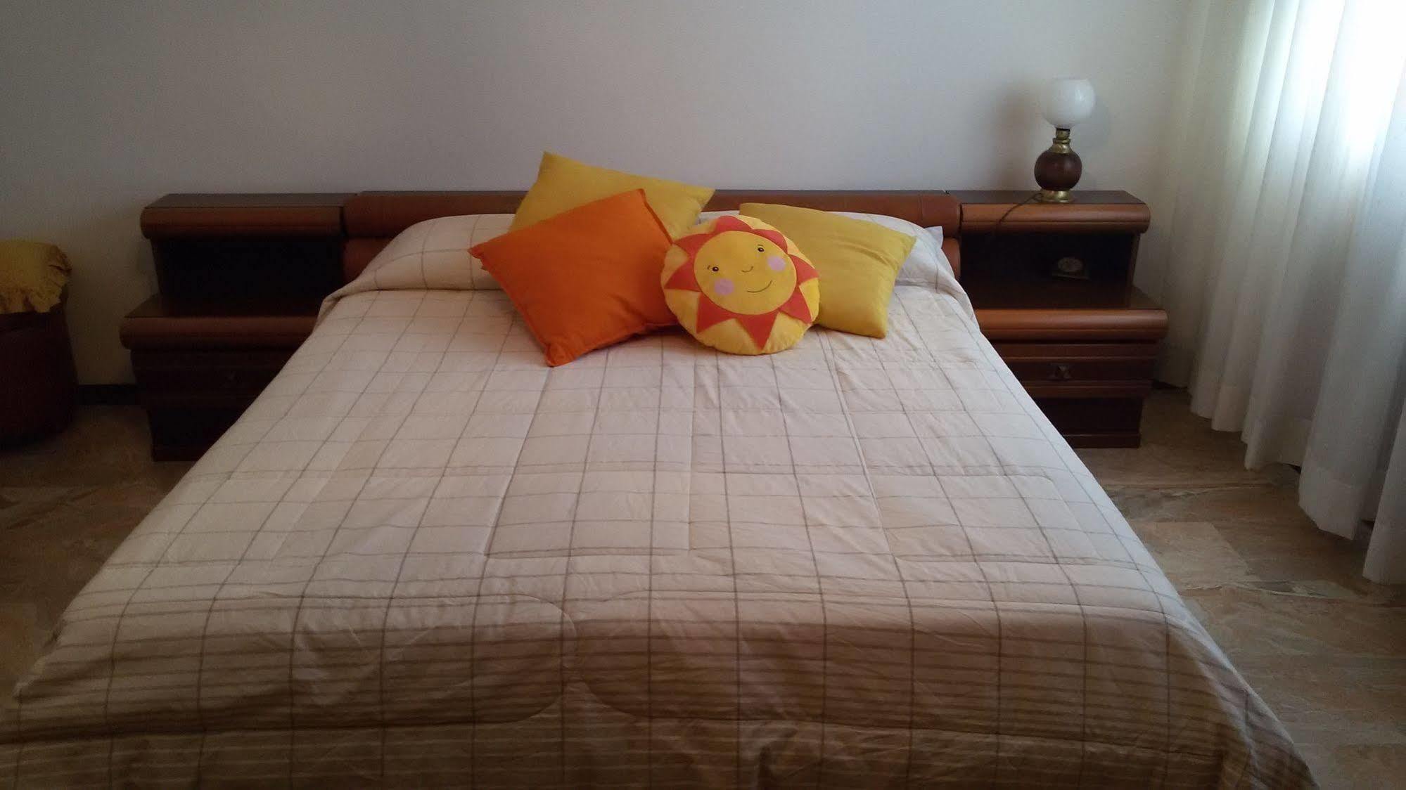 B&B Soleluna Massa Fiscaglia 외부 사진